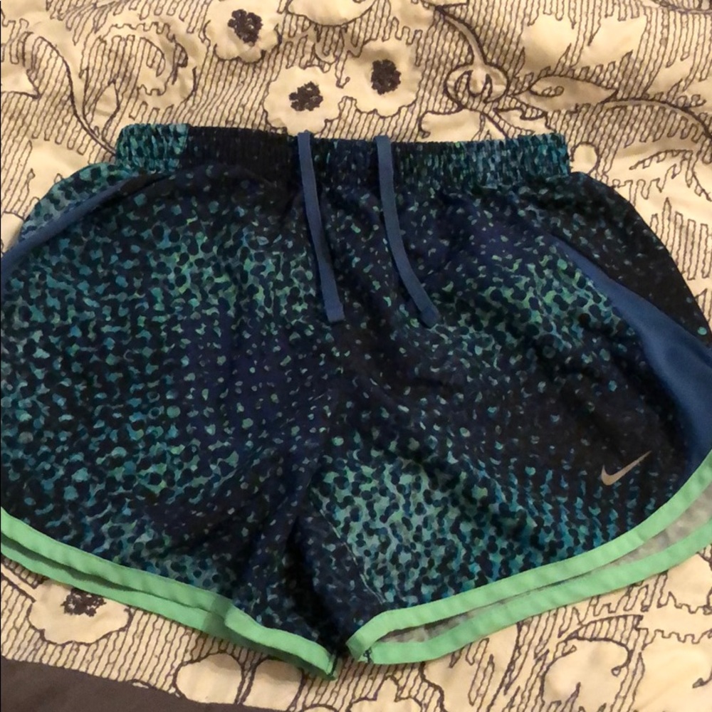 girls nike shorts blue and green